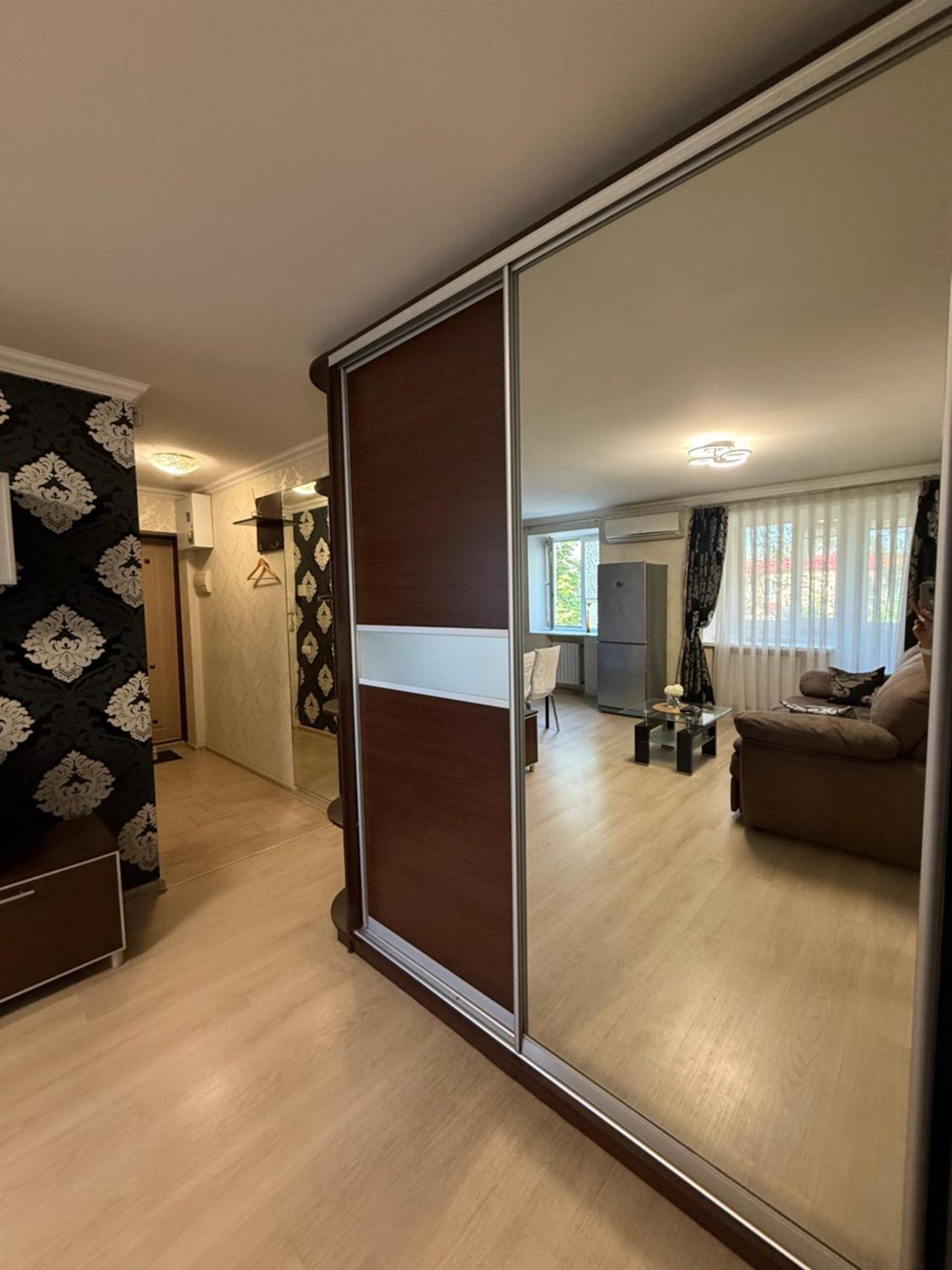 Apartment On Nauki Avenue 102 Dněpropetrovsk Exteriér fotografie