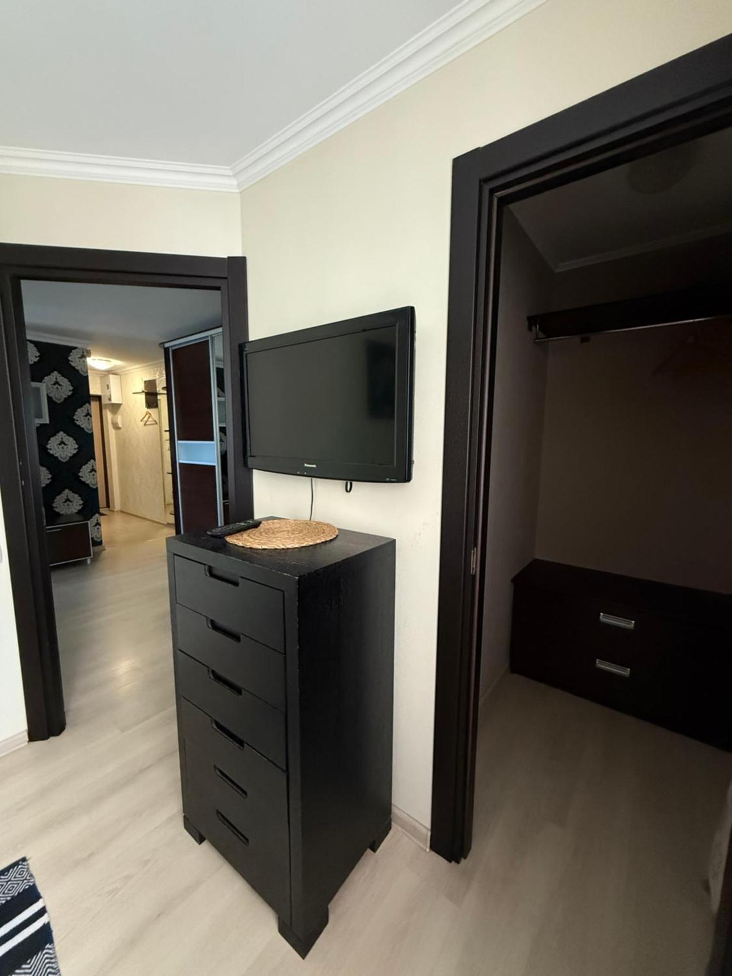 Apartment On Nauki Avenue 102 Dněpropetrovsk Exteriér fotografie